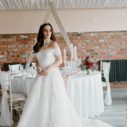 British Bridal: WD132T